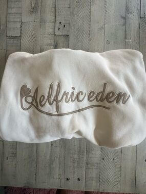 Aelfric Eden Cream Pullover with Taupe Script Logo Small